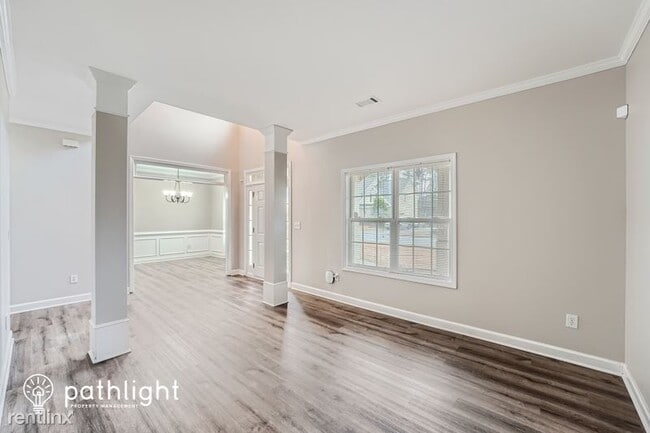 Building Photo - 5 br, 4.5 bath House - 530 Langley Creek D...
