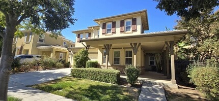 Building Photo - 660 W Bonaventure Ave