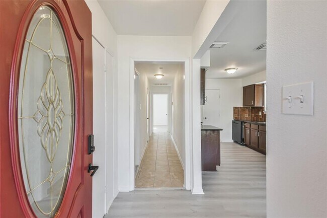 Foto del edificio - 12715 Blue Haven Rd