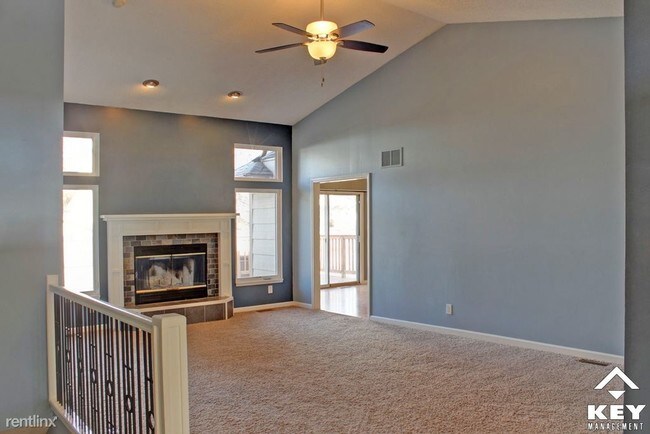 Building Photo - 10738 W Ponderosa Cir