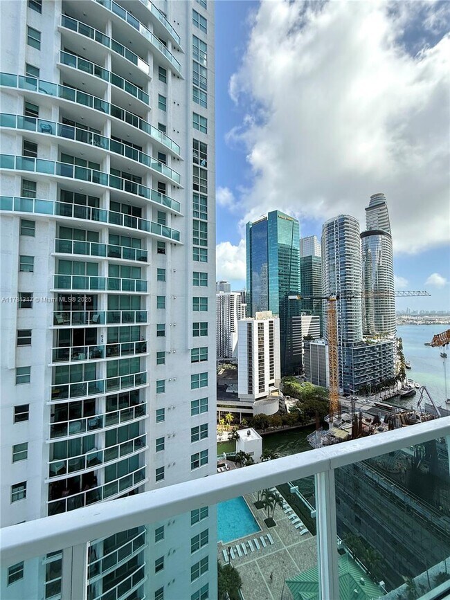 Foto del edificio - 41 SE 5th St