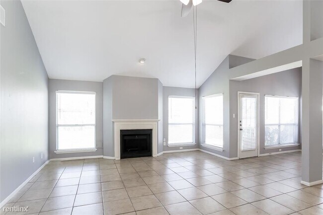 Building Photo - 3 br, 2 bath House - 2611 Eagle Nest Ln