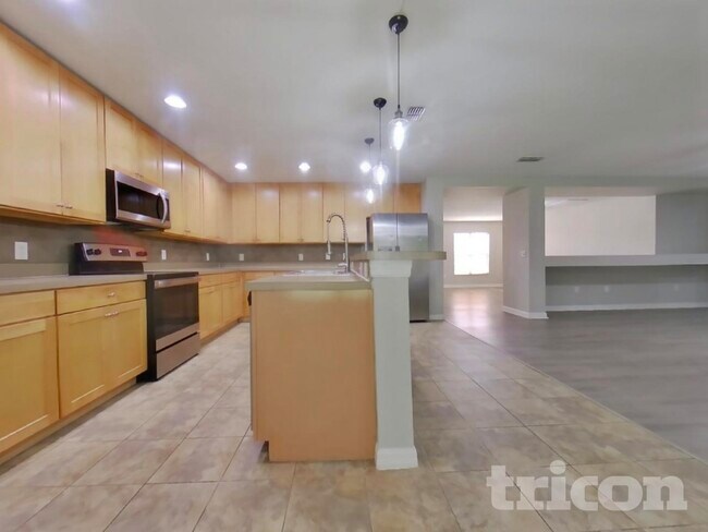 Foto del edificio - 321 Black Springs Ln