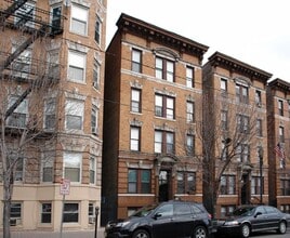 Building Photo - 308 60th St