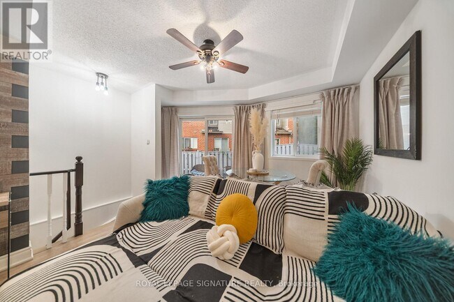 Photo du bâtiment - 19 Spadina Rd