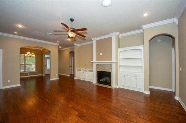 Building Photo - 3402 SW Crosswinds Blvd