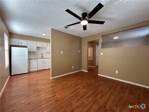 Building Photo - 1409 N Bishop St
