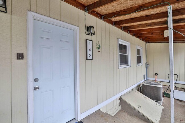 Foto del edificio - 142 4th Ave