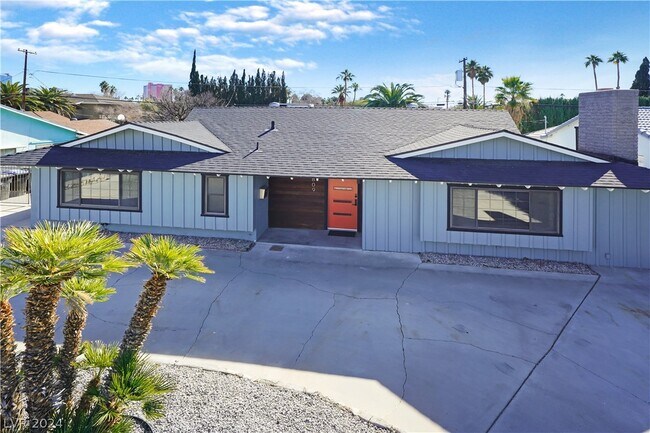 Building Photo - 2809 Colanthe Ave
