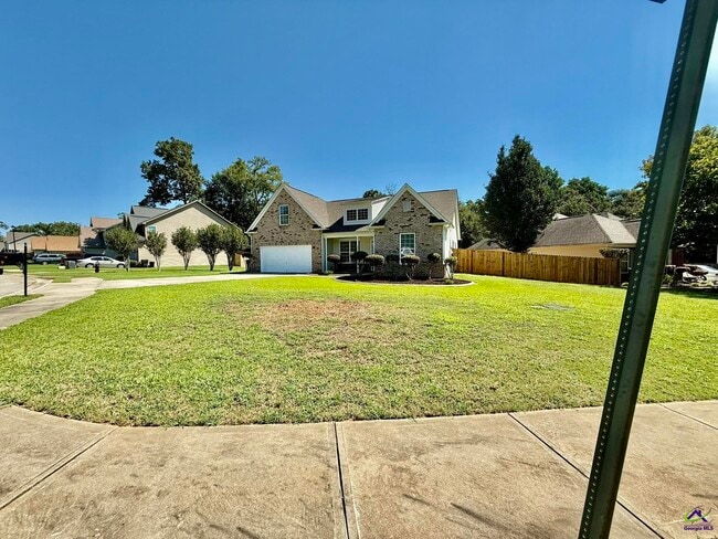 Building Photo - 227 Hearthwood Dr