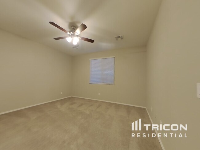 Building Photo - 17863 W Buckhorn Trl