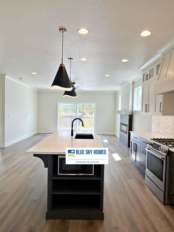 Foto del edificio - 370 N Sauer River Ave