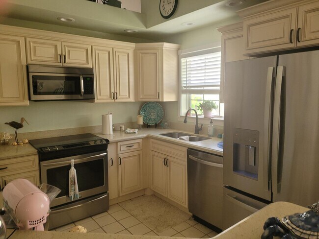 Foto del edificio - 6120 Bear Creek Ct