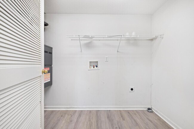 Foto del edificio - 3115 W Walnut St