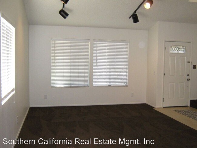 Building Photo - 27924 Palmetto Ridge Dr