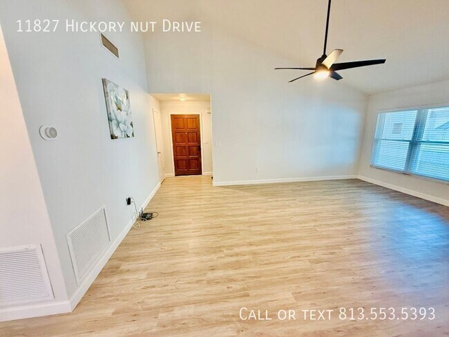 Foto del edificio - 11827 Hickory nut Drive-