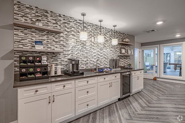 Leasing Office - Waters Edge Apartments