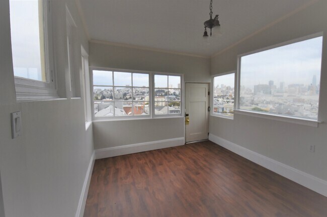 Foto del edificio - 448 Page St