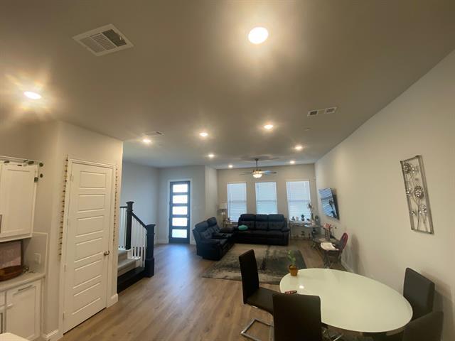 Foto del edificio - 4716 Corriente Vista Ln