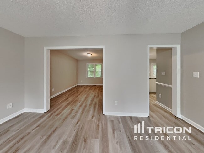 Building Photo - 5005 Baffin Ct
