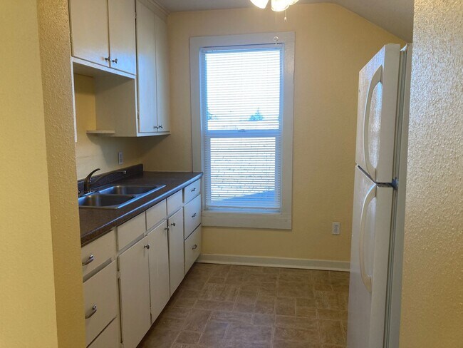 Foto del edificio - Charming 2nd Level Killingsworth Ct Retreat!