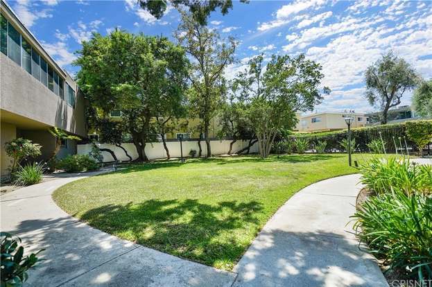 Foto del edificio - 18110 Killion St