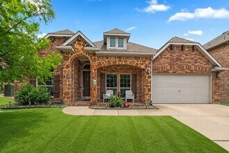 Building Photo - 9628 Makiposa Ln