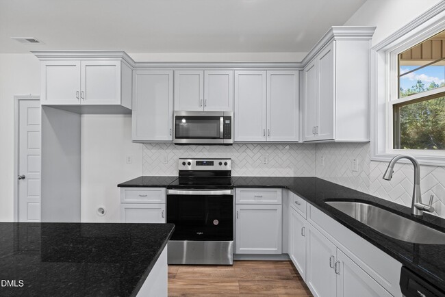 Building Photo - 73 Falls Riv ct