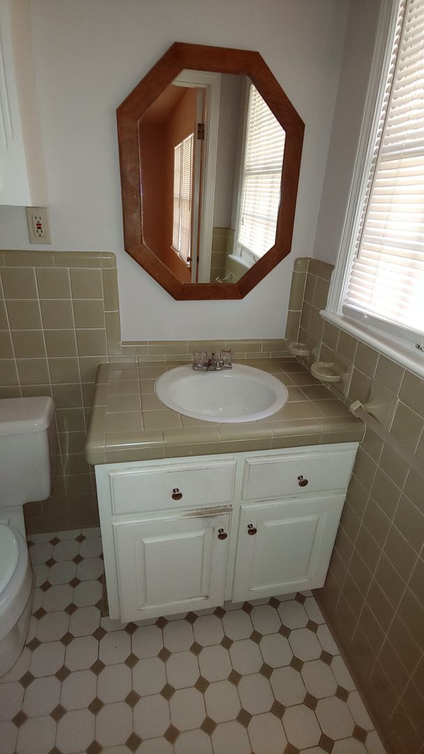 Foto del edificio - Nice 3 bedroom 2 bath Home in Northwood Lake