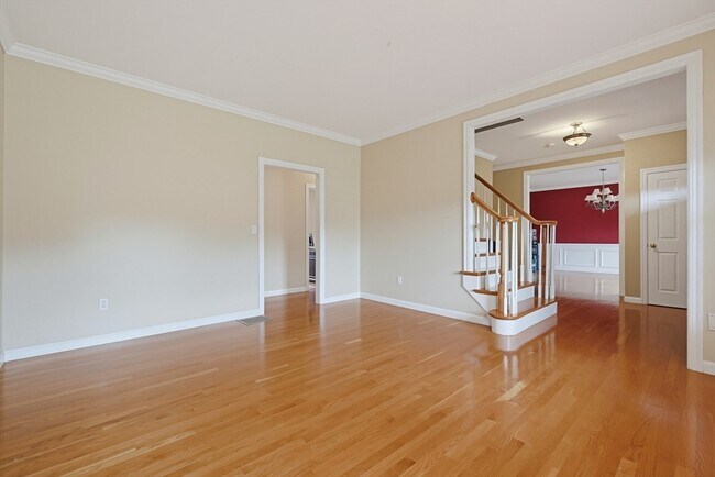 Foto del edificio - 6 Waterville Ln