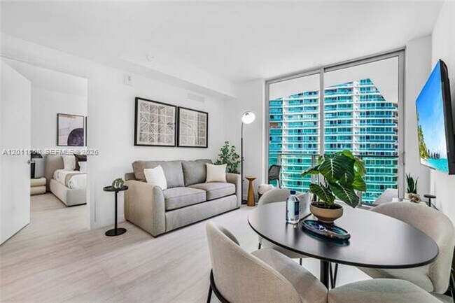 Foto del edificio - 77 SE 5th St