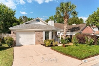 Building Photo - 3510 Silvertree Ln