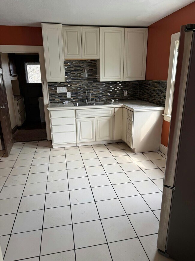 Foto del edificio - 3035 E 126th St