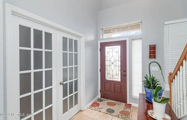 Building Photo - 724 Candlebark Dr