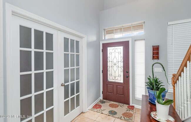 Foto del edificio - 724 Candlebark Dr