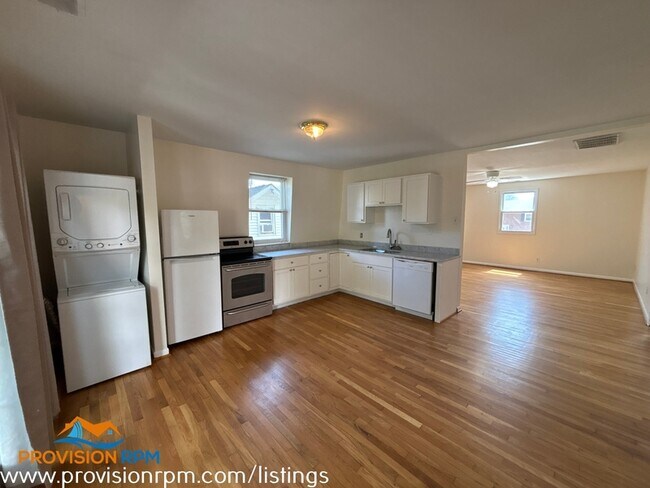 Building Photo - 7828 Bodkin View Dr