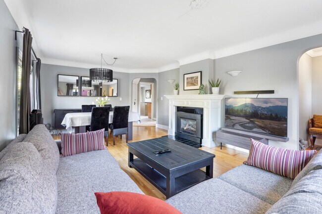 Photo du bâtiment - 3310 W 7th Ave