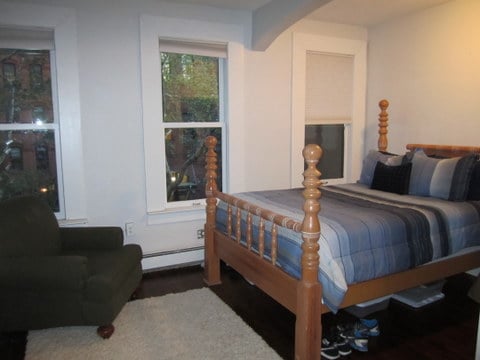 Building Photo - 296 Pavonia Ave