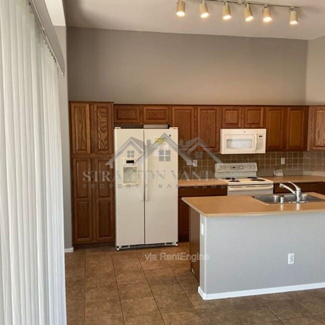 Foto del edificio - 6020 N Milano Ct