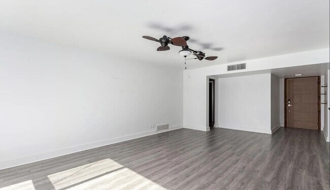 Building Photo - 2009 N 68th St