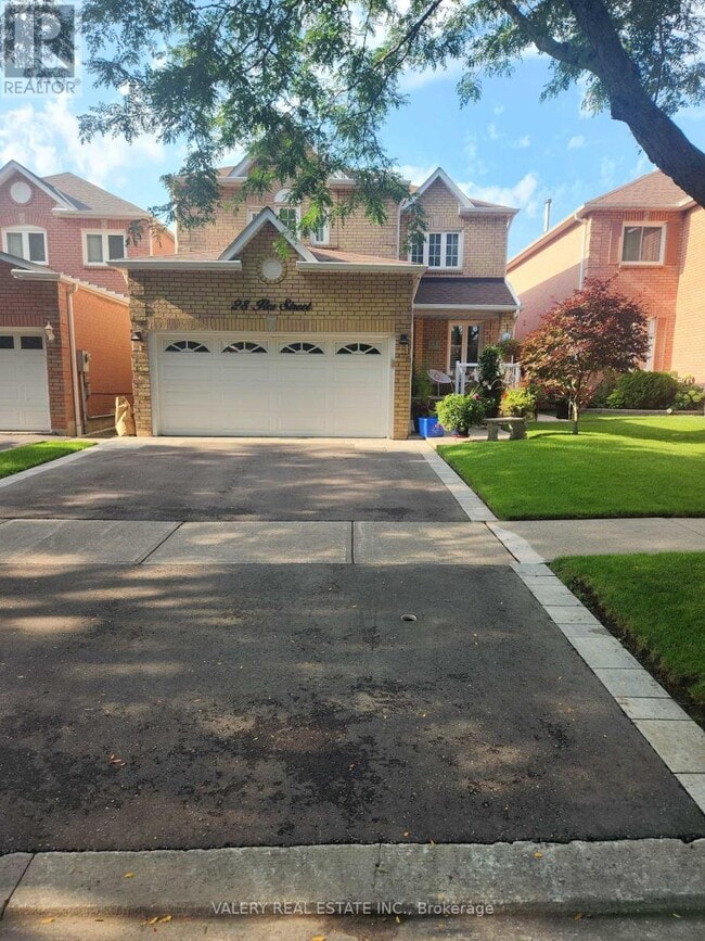 Building Photo - 28 Iles St