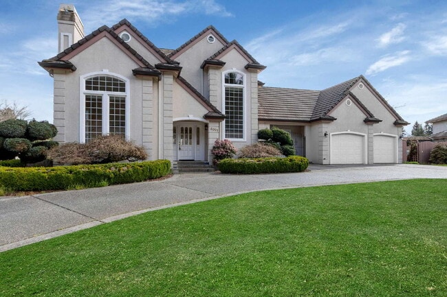 Building Photo - Extravagant Custom Home in Olympia