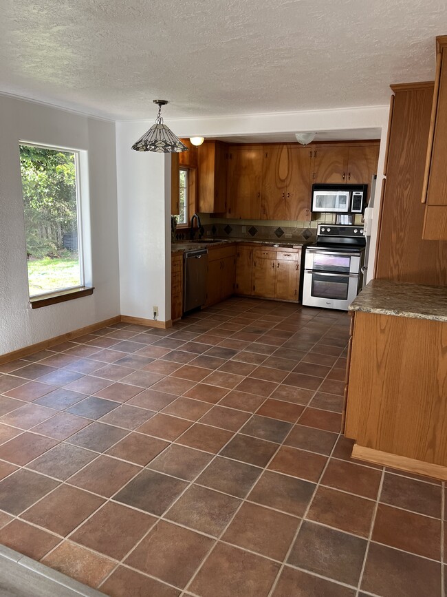 Dining Room and Kitchen - 9971 NE Avery St