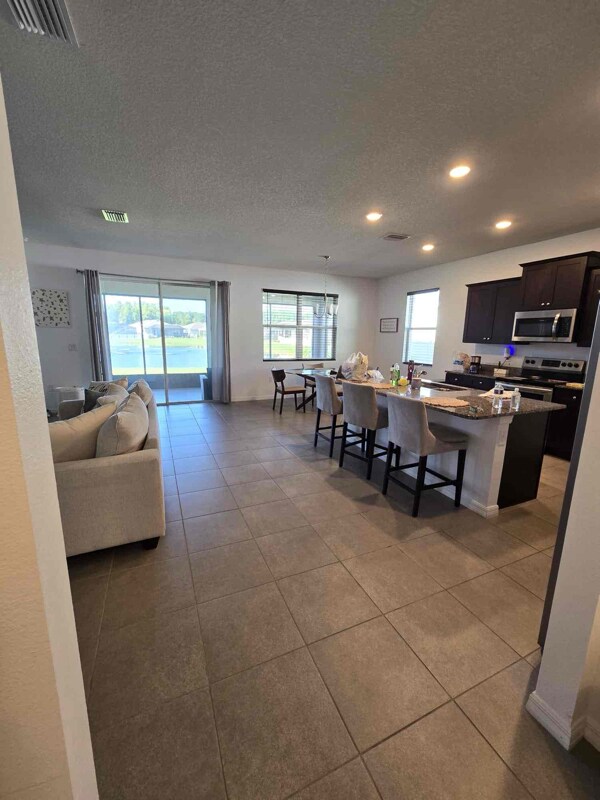Foto del edificio - 1 Sand Creek Dr