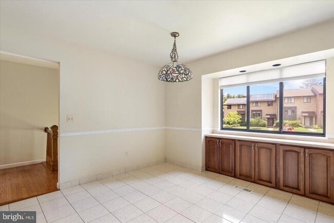 Foto del edificio - 416 Five Farms Ln