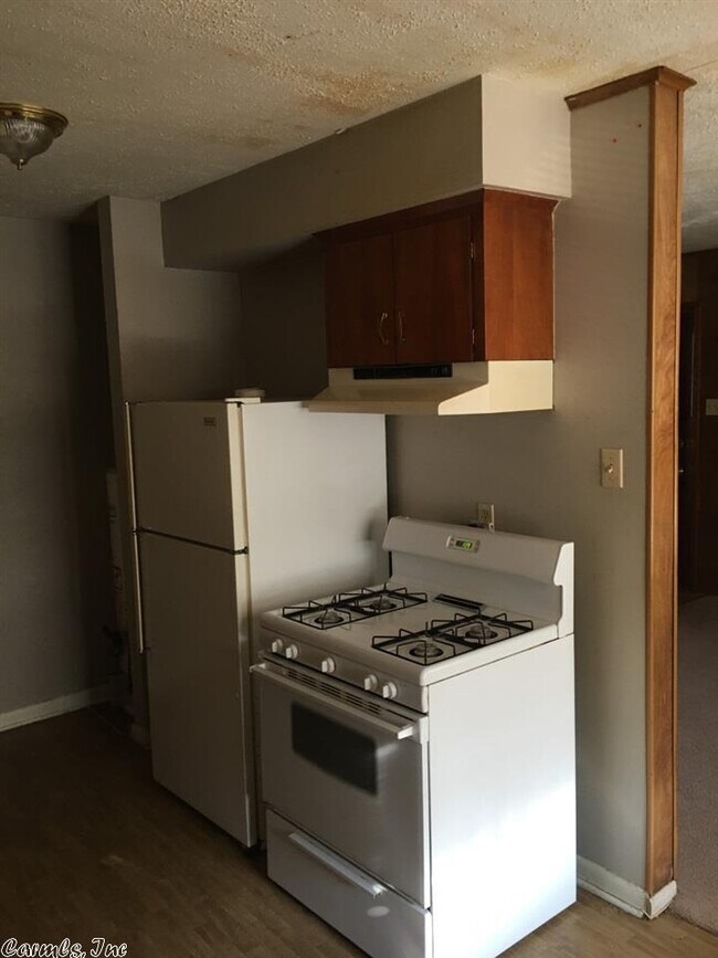 Foto del edificio - 220 N Taylor St