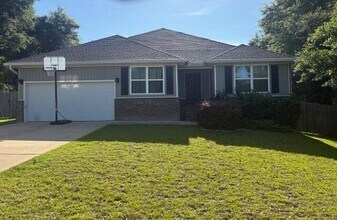 Building Photo - 3483 Sparco Dr