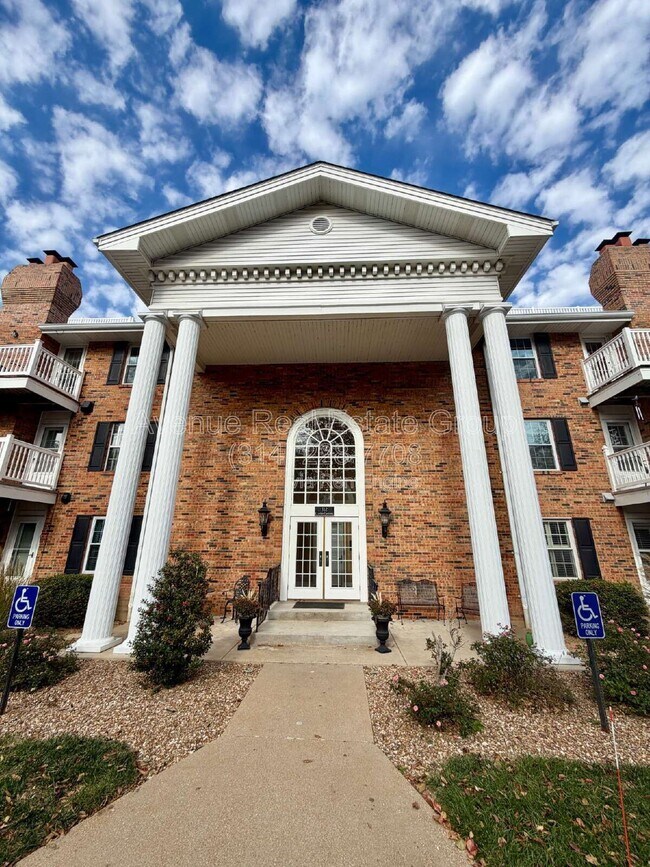 Building Photo - 312 Clayton Xing Dr