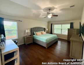 Building Photo - 510 Roble Fino