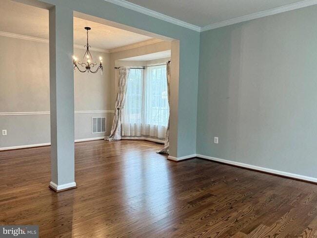 Building Photo - 25558 Dabner Dr